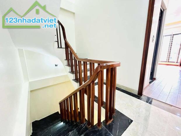 Bán Nhà Kim Giang - HM , DT 50m , Giá Hơn 9 Tỷ , oto gần , Ngõ nông - 4