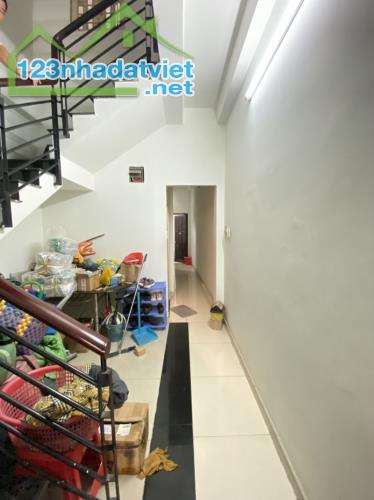 MẶT TIỀN ĐƯỜNG P4 QUẬN 8 - GẦN CHỢ PHẠM THẾ HIỂN - KẾ BÊN PARC MALL - 65M2 - 9.1 TỶ - 3