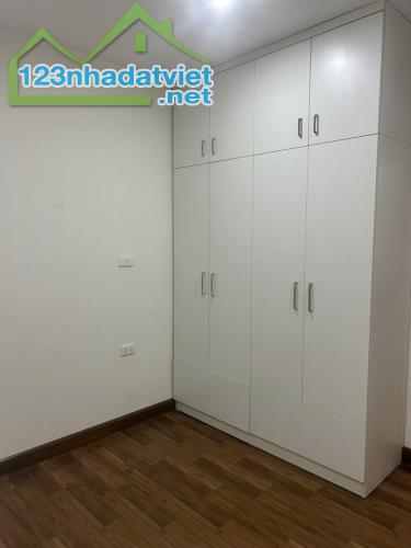 Căn hộ Goldmark S2, 3 phòng ngủ, 104m. Nội thất cơ bản trang bị đầy đủ đẹp. - 1