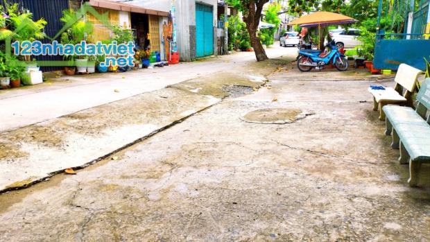 HXH PHẠM THẾ HIỂN P7 QUẬN 8 - GẦN CẦU BÀ TÀNG - 4X15M VUÔNG VỨC - KHÔNG LỖI - CHỈ 4.35 TỶ