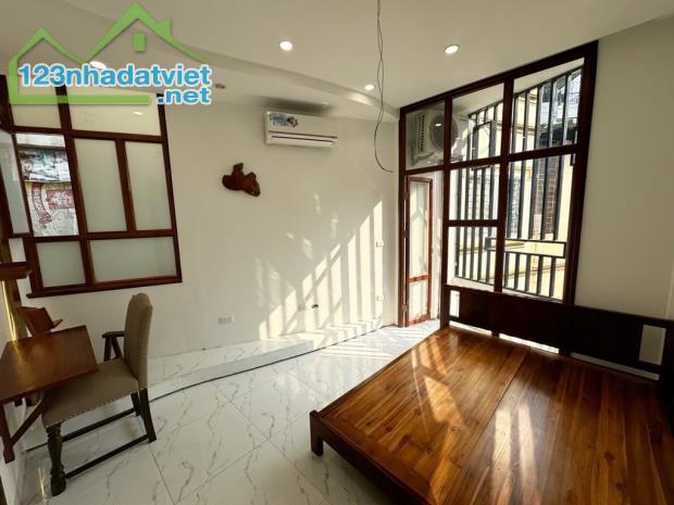 Bán nhà Khương Trung 50m ra phố , dân xây thiết kế hợp lý  không gian thoáng đẹp nhà 50m g - 2