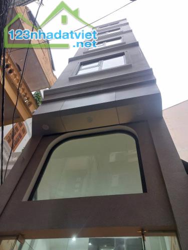 HOT bán nhà ngõ Chợ Khâm Thiên, Đống Đa, 50m2, 6T Thang máy, 11.8 tỷ