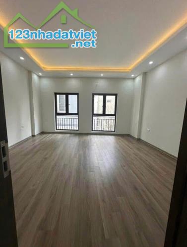 BÁN NHÀ 53M² X 3 TẦNG – GIÁ CHỈ NHỈNH 3 TỶ – CÁCH BẾN XE YÊN NGHĨA 4KM - 2
