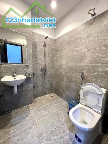 🏡  HÀNG XÓM KEANGNAM - MỄ TRÌ- 30M RA ÔTÔ  – GIÁ CHỈ 7.95 TỶ – NHÀ ĐẸP, VỊ TRÍ ĐẮC ĐỊA! - 4