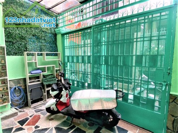 8 TỶ HƠN - NHÀ HẺM 1/ QUẬN 10 - GẦN HỌC VIỆN HÀNH CHÍNH - 45M2 4 TẤM 4PN - TIỆN MỞ VP CTY - 2