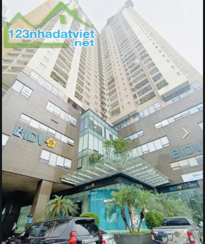 HÓT HÓT!!! BÁN CĂN HỘ CC MỄ TRÌ-118M-3P.NGỦ- TẶNG NỘI THẤT SỊN - VIEW THOÁNG SÁNG-HƠN 8 TỶ