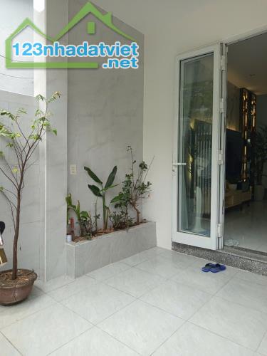 Chính chủ bán nhà kiệt 133 Nguyễn Văn Linh, phường Nam Dương, quận Hải Châu - 3
