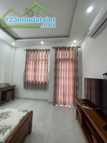 Bình Tân, nhà 4 tầng, 4 x 12, nhỉnh 5 tỏi, hẻm ô tô thông tứ tung - 2