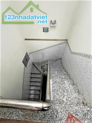 12 TỶ X TL - TÒA NHÀ 10 CHDV TÂN BÌNH - HXH NGAY CHỢ PHẠM VĂN HAI & GẦN SÂN BAY, HĐT 50TR - 2
