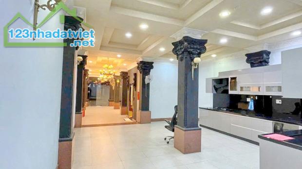 🌹 VIP - MẶT TIỀN HUỲNH TẤN PHÁT Q7