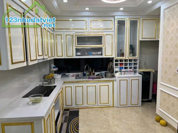 Bán nhà phố Phùng Chí Kiên– Ô tô vào nhà – Thang máy – Phân lô quân đội – 2 thoáng trước s - 1