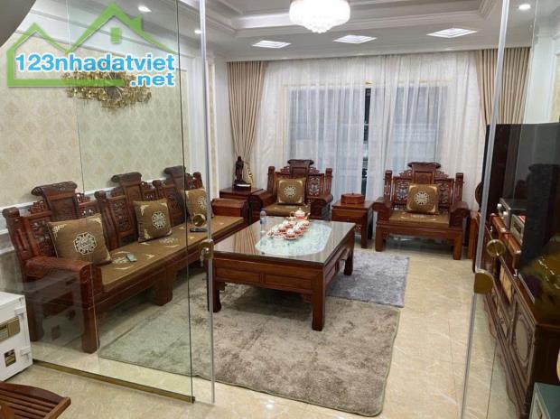 Bán nhà phố Phùng Chí Kiên– Ô tô vào nhà – Thang máy – Phân lô quân đội – 2 thoáng trước s - 2