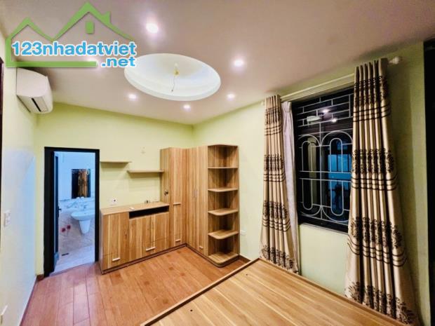 Bán nhà Nguyễn Lam,Phúc Đồng 4 tầng,40m,mt5m oto đỗ cửa nhỉnh 7 tỷ - 4