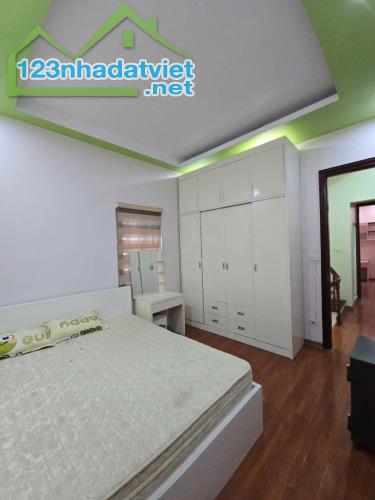 Bán nhà sát Phố Kim Giang, Quận Hoàng Mai, Ngõ thông gần phố,về ở ngay, dt 57m2 giá 8.6 tỷ - 3
