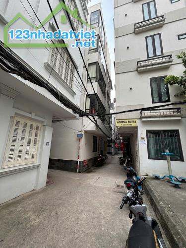 ÔNG ÍCH KHIÊM BA ĐÌNH - MẢNH ĐẤT VÀNG CÒN SÓT LẠI - 2