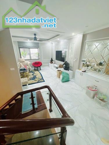 BÁN NHÀ PHỐ MỖ LAO HÀ ĐÔNG_PHÂN LÔ OTO TRANH_KHU VỰC Ơ SƯỚNG TIỆN ÍCH GẬP TRÀN_DT: 60M - 1