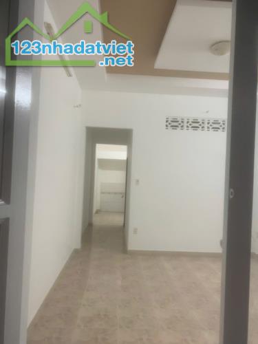 BÁN NHÀ HẺM XE HƠI MẠC HIỂN TÍCH, 56.4M2 (4 X 14), GẦN VINHOMES, LONG BÌNH, QUẬN 9 - 2
