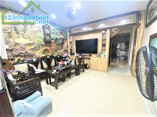 17 TỶ CÒN TL - HẺM XE HƠI QUẬN 1 - DÂN TRÍ CAO - TIỆN MỞ VP CTY /SPA KINH DOANH SIÊU VIP
