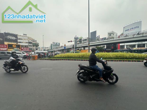 BÁN GẤP NHÀ 5TẦNG HƠN 16T Ỷ XÍU THU VỀ 900TR/NĂM NGAY ETOWN CỘNG HÒA TRONG THÁNG - 3