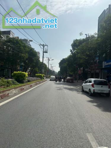 BÁN GẤP NHÀ 5TẦNG HƠN 16T Ỷ XÍU THU VỀ 900TR/NĂM NGAY ETOWN CỘNG HÒA TRONG THÁNG - 2