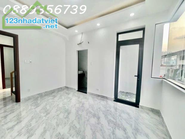 BÁN GẤP NHÀ CĂN GỐC MỚI XÂY 3 TẦNG + SÂN THƯỢNG ĐÚC BTCT – GẦN CHỢ SÁNG BÙI MINH TRỰC - 1