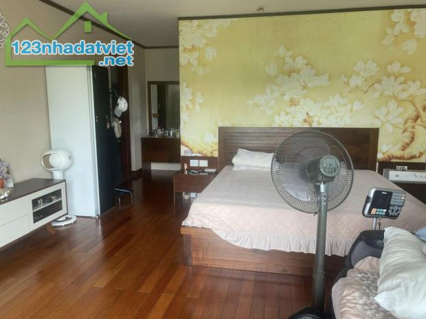 Bán nhà Ngô Thì Nhậm, 140m2, mặt tiền 8m, 58 tỷ, ô tô tránh, kinh doanh đỉnh - 2