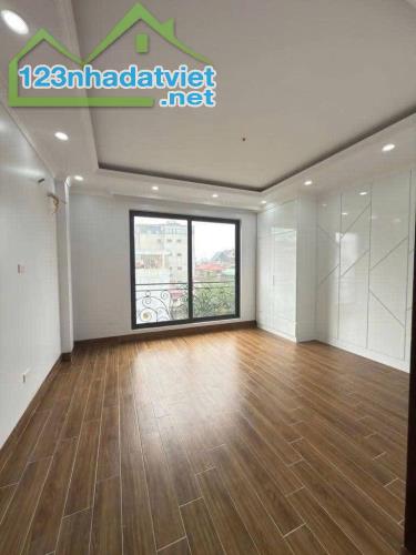 CẦU GIẤY - 43M x 6T THANG MÁY - MT 4M - GARA - Ô TÔ ĐỖ 24/24 - 1