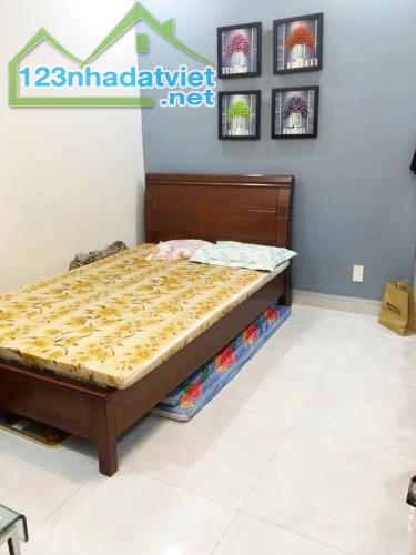 Mặt tiền hẻm chợ Rạch Ông 4x12 sổ riêng 4 tầng chỉ 9 tỷ 4 - 3