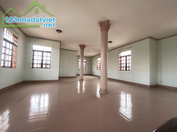 BÁN BIỆT THỰ SÂN VƯỜN 1000m2, 2 TẦNG, NGUYỄN XIỂN, GẦN VINHOMES, LONG BÌNH, QUẬN 9 - 2