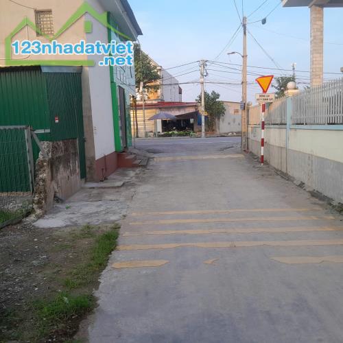 CƠ HỘI sở hữu lô đất 90m2 tại Phường Hiến Thành - Minh Hòa,gần trường gần chợ