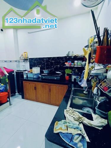 SIÊU PHẨM KD - 2 TẦNG - 60M² - GẦN CHỢ P18 - TÂN HƯƠNG - GIÁ CỰC TỐT - 1