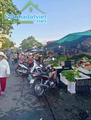 BÁN NHANH 210M2 ĐẤT THỔ CƯ GẦN TRỤC QL 13 NGAY CHỢ, TRƯỜNG HỌC DÂN ĐÔNG. GIÁ 290TR - 3