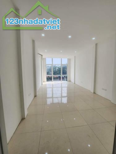 ⚜️ MẶT PHỐ LẠC LONG QUÂN, TÂY HỒ, 1 MẶT Ô TÔ TRÁNH, 40M2 5T MT 4M, Ở VÀ KD, 20.8 TỶ ⚜️ - 3