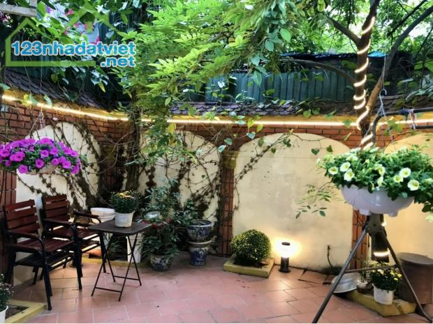 Cần bán Biệt Thự sân vườn 2 mặt ngõ khu Bách Khoa - 133/140m2 x 3 Tầng - Sổ đỏ đẹp - 4