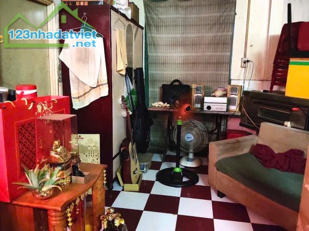 Cần bán căn nhà Cách Mạng Tháng 8 Quận 3 chỉ 4,6 Tỷ