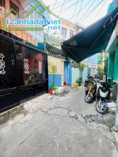 Bán nhà Phạm Ngũ Lão, P.7, Gò Vấp: 4,5 x 6, giá 2,75 tỷ - 2