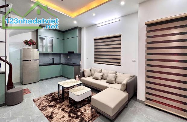 Bán Nhà Phố Thanh Nhàn, đối diện CV Tuổi Trẻ - Mặt ngõ thông, 23/28m2 x 4 Tầng, Sổ vuông