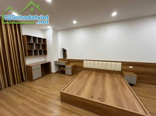 CHÍNH CHỦ BÁN NHÀ TRUNG TÂM CẦU TRẮNG HÀ ĐÔNG 81M X4 TẦNG X MT4,3M - 4