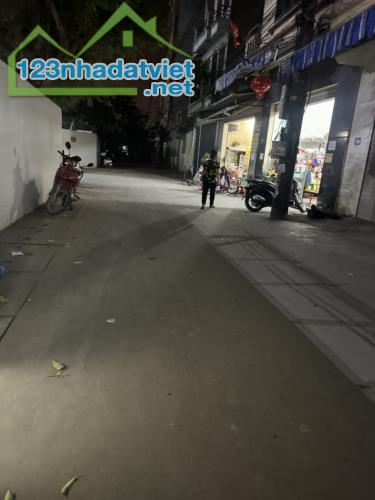 NHÀ MẶT PHỐ DƯƠNG NỘI CẦN BÁN,DT 30m, giá nhỉnh 7tỷ