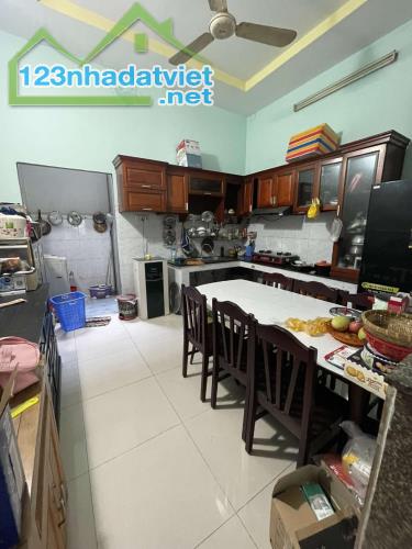 NHÀ ĐẸP 2 TẦNG SÁT CHỢ PHẠM ĐĂNG GIẢNG GẦN M1 GIÁP TÂN PHÚ - 53M2 (4x13.5). CHỈ NHỈNH 4 TỶ - 3