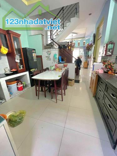 NHÀ ĐẸP 2 TẦNG SÁT CHỢ PHẠM ĐĂNG GIẢNG GẦN M1 GIÁP TÂN PHÚ - 53M2 (4x13.5). CHỈ NHỈNH 4 TỶ - 2