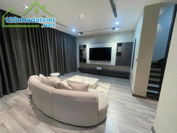 Phân Lô Oto Tránh Đỗ Ngày Đêm Khu Starlake Nguyễn Văn Huyên 100m2 Mt9m Giá Cực Rẻ 34 Tỷ