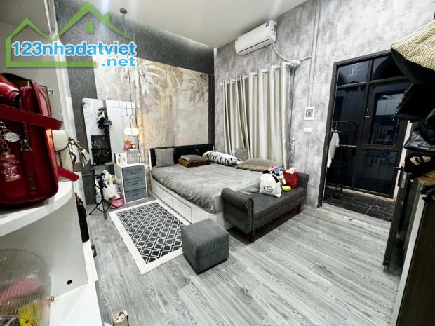 BÁN NHAG GẤP PHỐ BẠCH MAI - HAI BÀ TRƯNG - 35 M2-5 T - 5,4 TỶ - 2