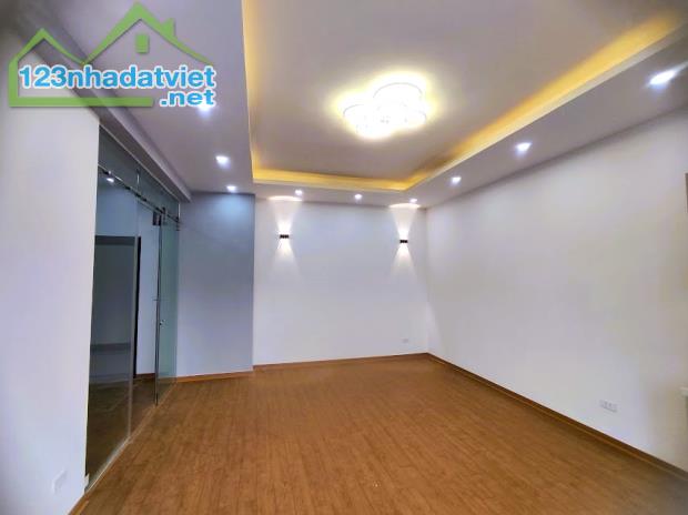 Bán căn hộ 2PN 86m2 – Nhà mới đẹp - Đối diện công viên Hòa Bình - 1