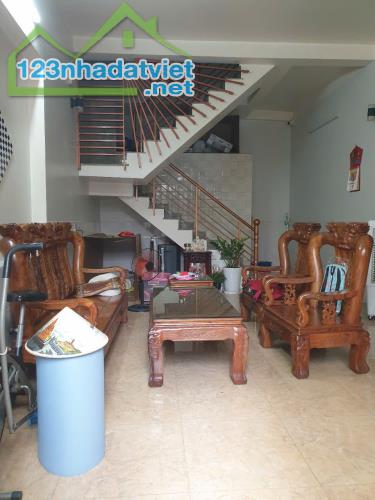 Biệt thự mặt tiền 3 tầng 112m2 ngang 7m xã Lê Minh Xuân Bình Chánh - 1