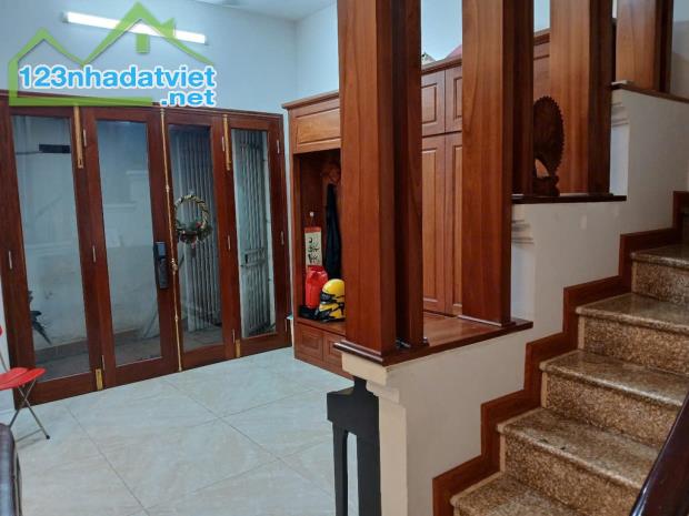 Bán nhà Thái Thịnh 50m ô tô phố tránh dân xây nhà đẹp 2 thoáng tặng nội thất xịn 40m  giá - 4