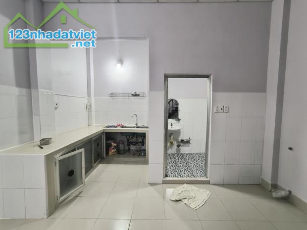 NHÀ BÁN THỐNG NHẤT GV - GẦN ST LOTTE & KDC CITYLAND NG.V.LƯỢNG - DT 65M² - 2 TẦNG - 2