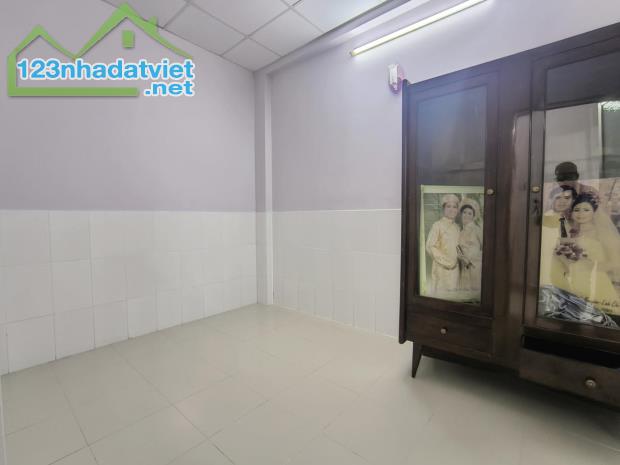 NHÀ BÁN THỐNG NHẤT GV - GẦN ST LOTTE & KDC CITYLAND NG.V.LƯỢNG - DT 65M² - 2 TẦNG - 4