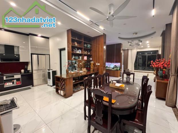BÁN NHÀ PHỐ LÁNG HẠ - 148M² - MT RỘNG - 2 MẶT NGÕ Ô TÔ TRÁNH - KINH DOANH - GIÁ CHỈ 35 TỶ - 1