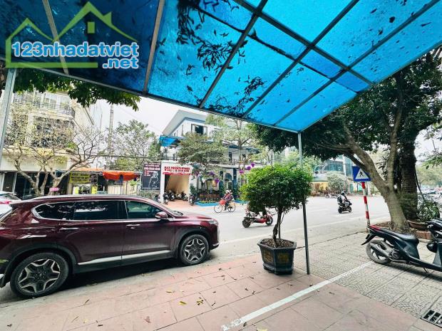 CHÍNH CHỦ Bán nhà Liền kề, LÔ GÓC, Phú Hà - Sơn Tây - HN - Vị trí đẹp nhất Phú Hà